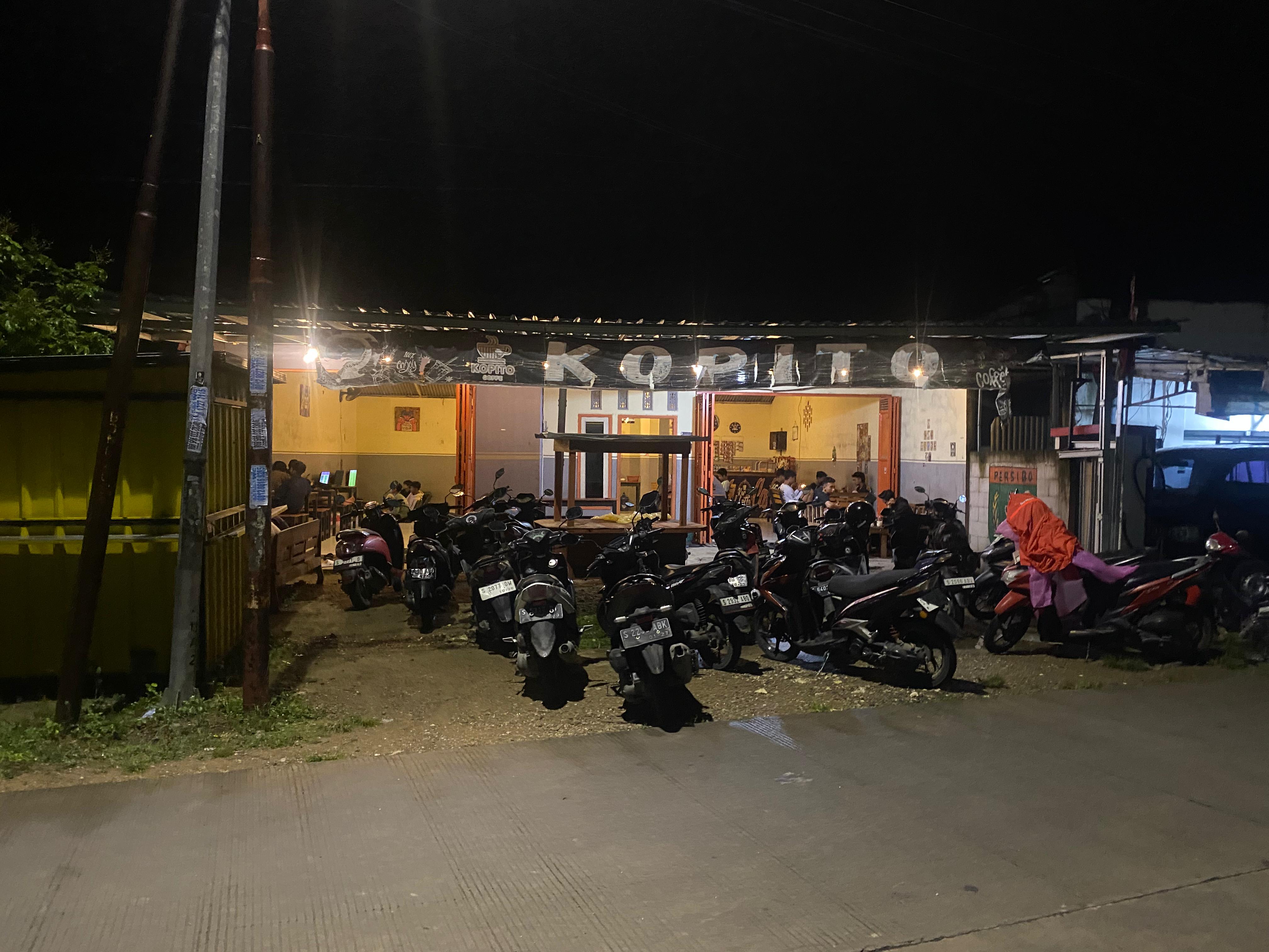 Malam di KOPITO